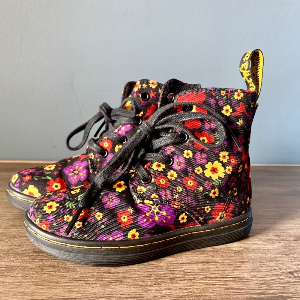 DR. Marten’s Toddler Girl LANEY Floral Boots 7